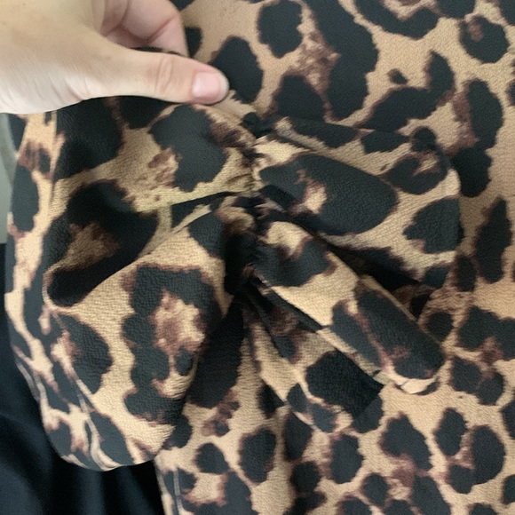 SHEIN black & leopard blouses - Picture 7 of 10